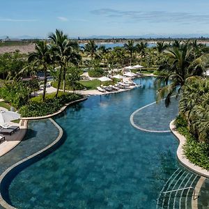Khách sạn New World Hoiana Việt Nam